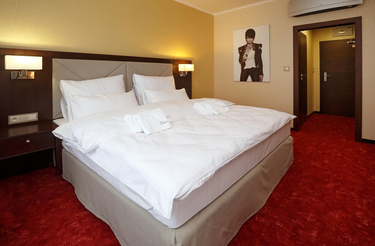 Hotel Bystrá Snina Esterno foto